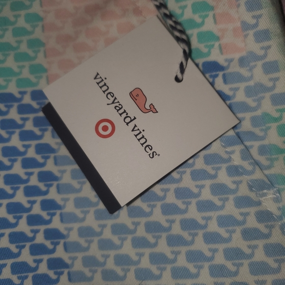 Boys Vineyard Vine limited edition - Picture 2 of 7